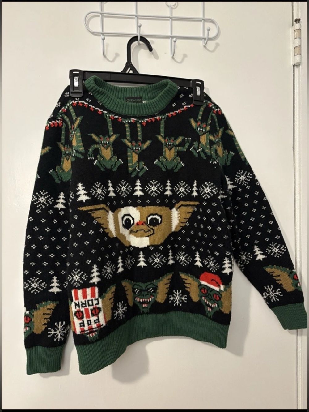 Mondo Gremlins Gizmo Acrylic Sweater